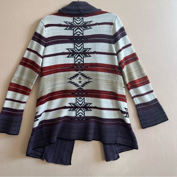 BCBG Women's Open Front Knit Cardigan Lagenlook Aztec Southwestern M - Picture 4 of 13